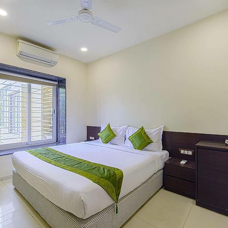 Oyo 16703 Hotel The Platinum Колката Екстериор снимка