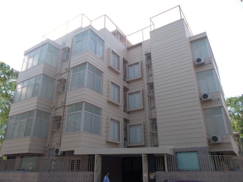 Oyo 16703 Hotel The Platinum Колката Екстериор снимка